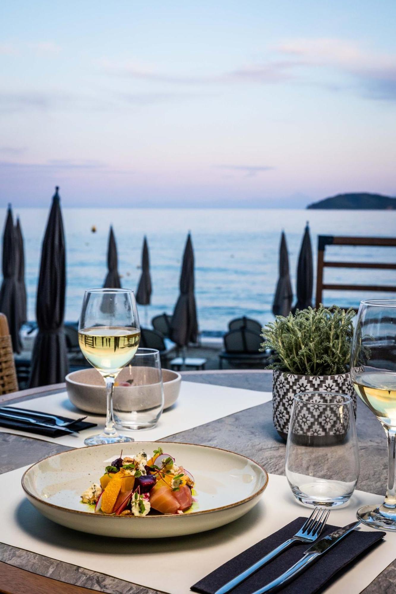 Thalassa, Philian And * Skiathos-Stadt