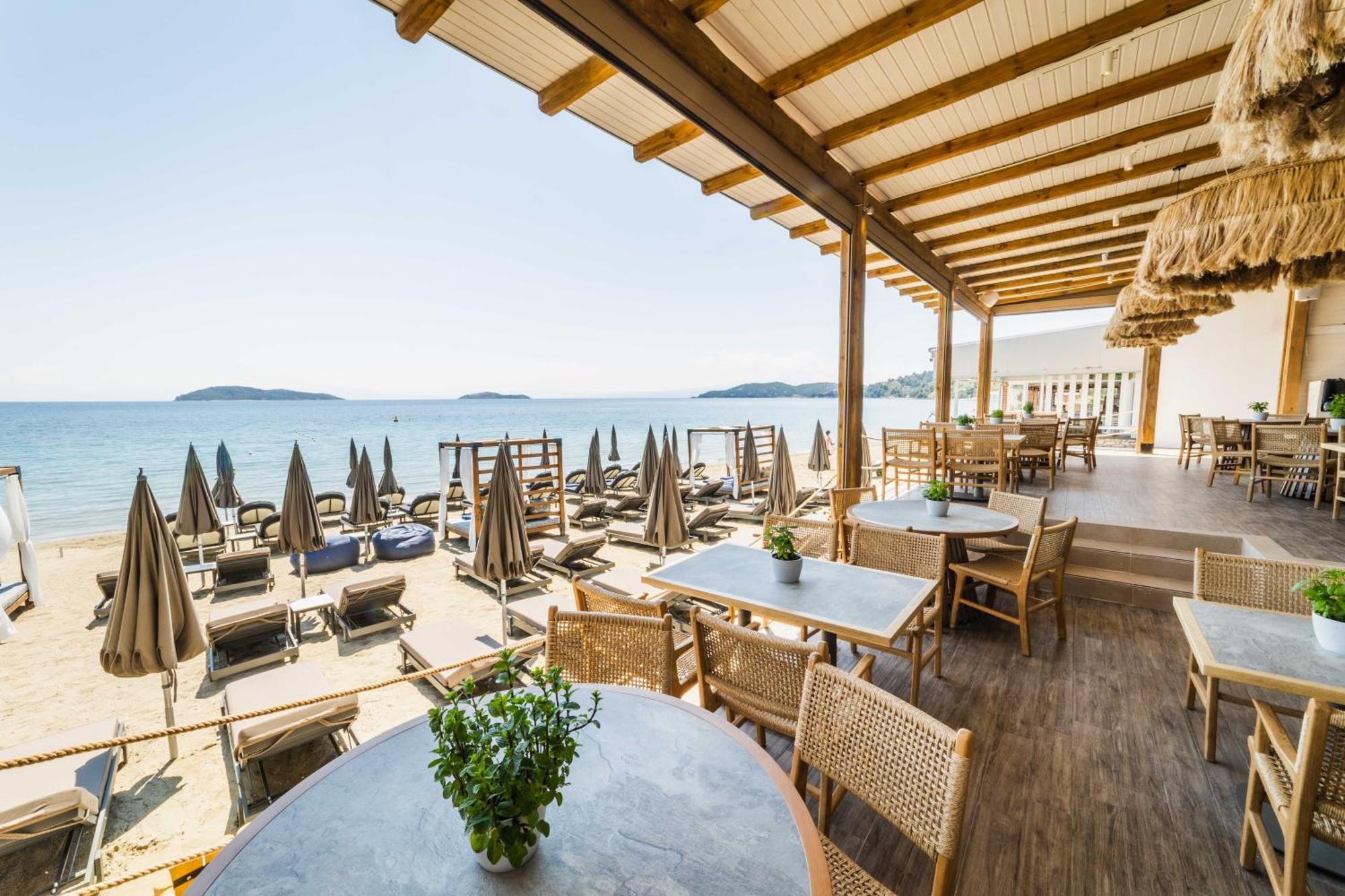 Thalassa, Philian And Skiathos-Stadt